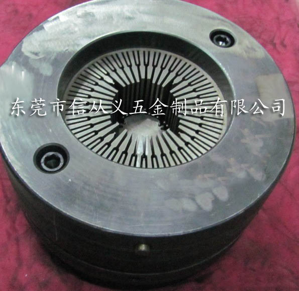 铝型材挤压模具 10596071804885793.jpg