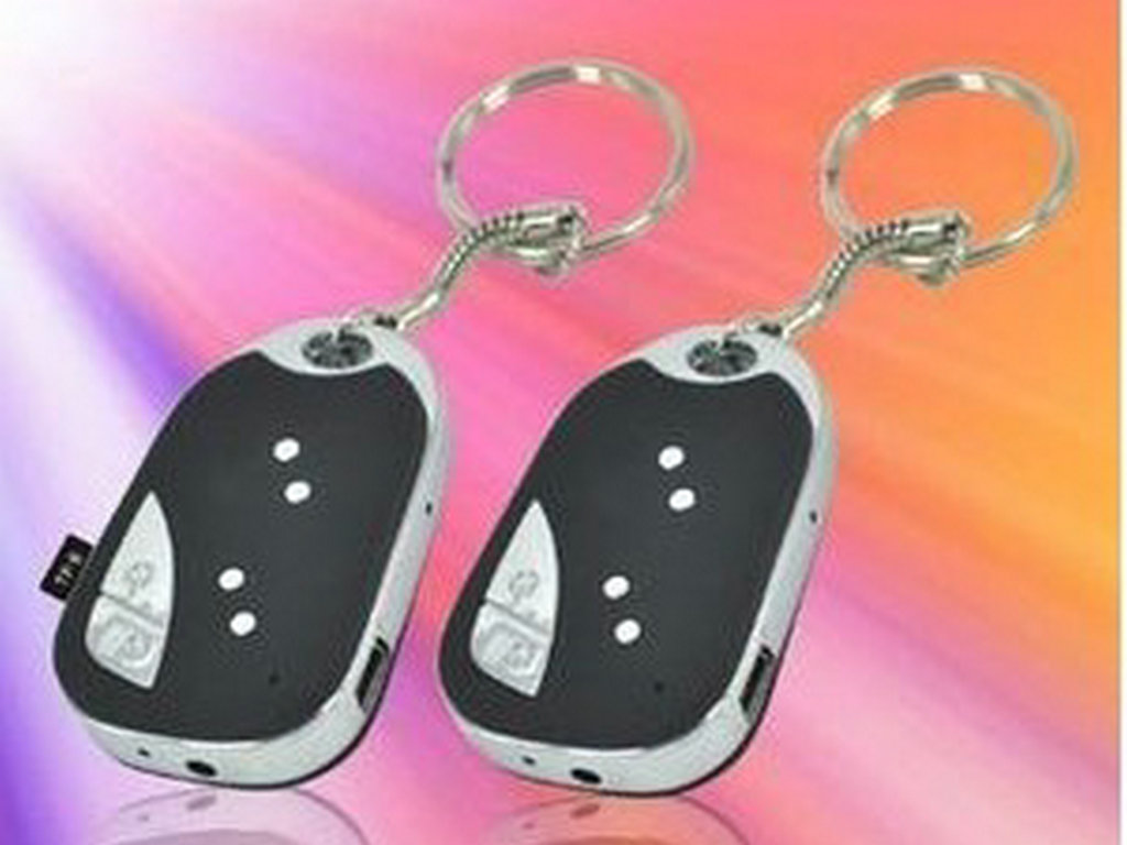 康微迷你车钥匙909摄像机 价格:1元